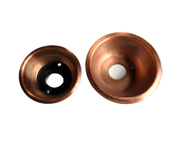 dập kim loại đồng thau