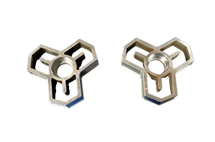 Linh kiện đối xứng phức tạp tùy chỉnh | Gia công EDM dây